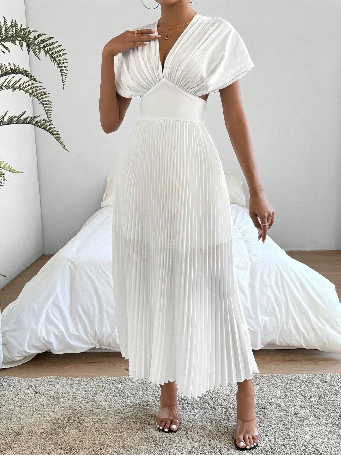 V-Neck Cinching Waist Dress – FAVEN