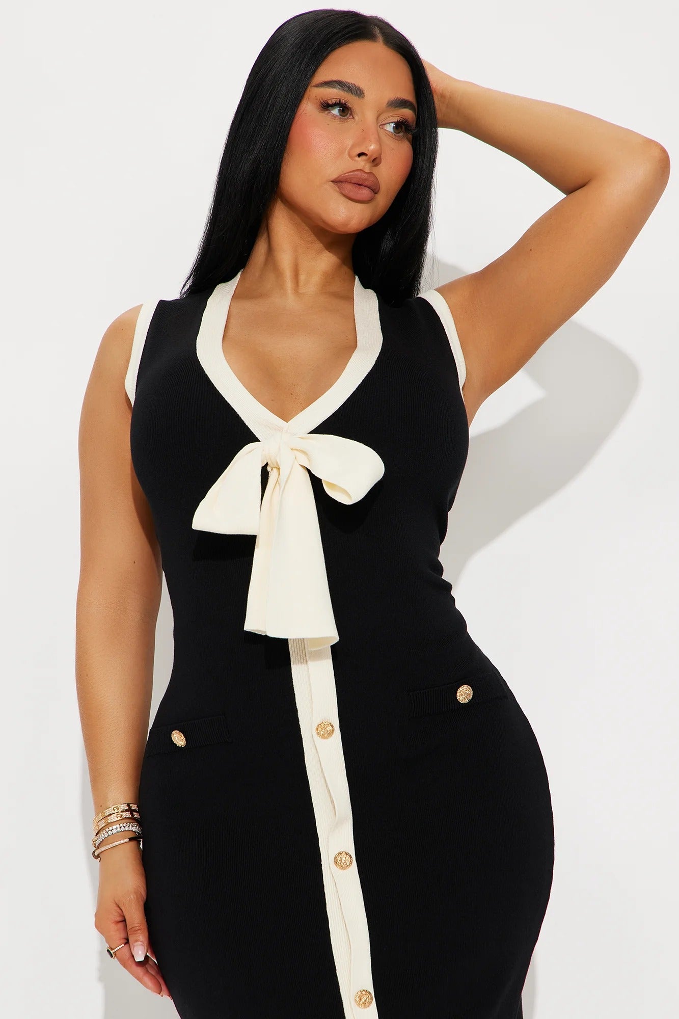 Elegant V-Neck Tie-Front Knit Dress