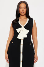 Elegant V-Neck Tie-Front Knit Dress