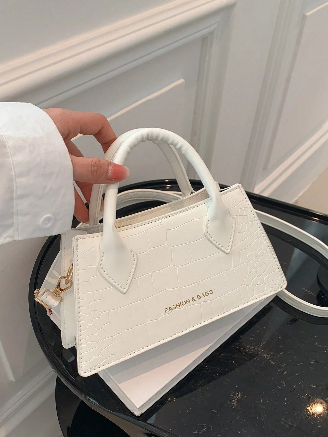 Retro Minimalist Style Fashion Handbag