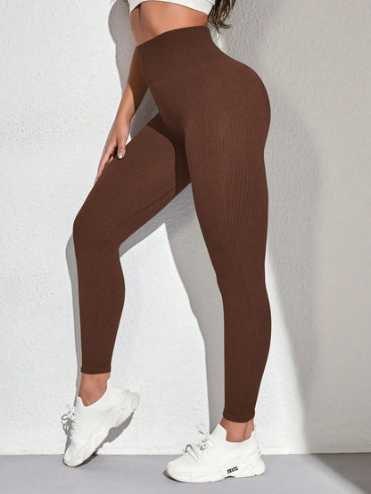 Wide-waisted  leggings