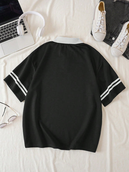 Graphic Contrast Collar Tee