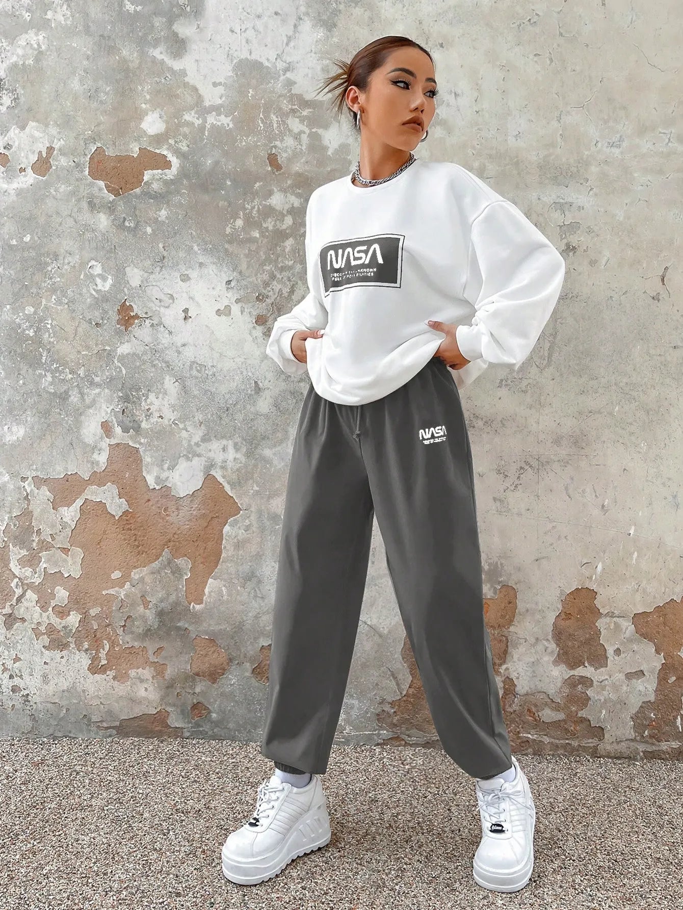 Graphic Drop Shoulder Sweatshirt & Sweatpants