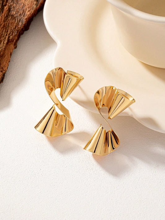 Unique Geometric Design Stud Earrings