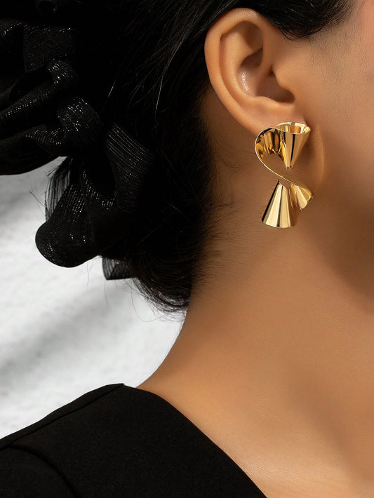 Unique Geometric Design Stud Earrings