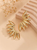 Retro Fan-Shaped Asymmetric Earrings