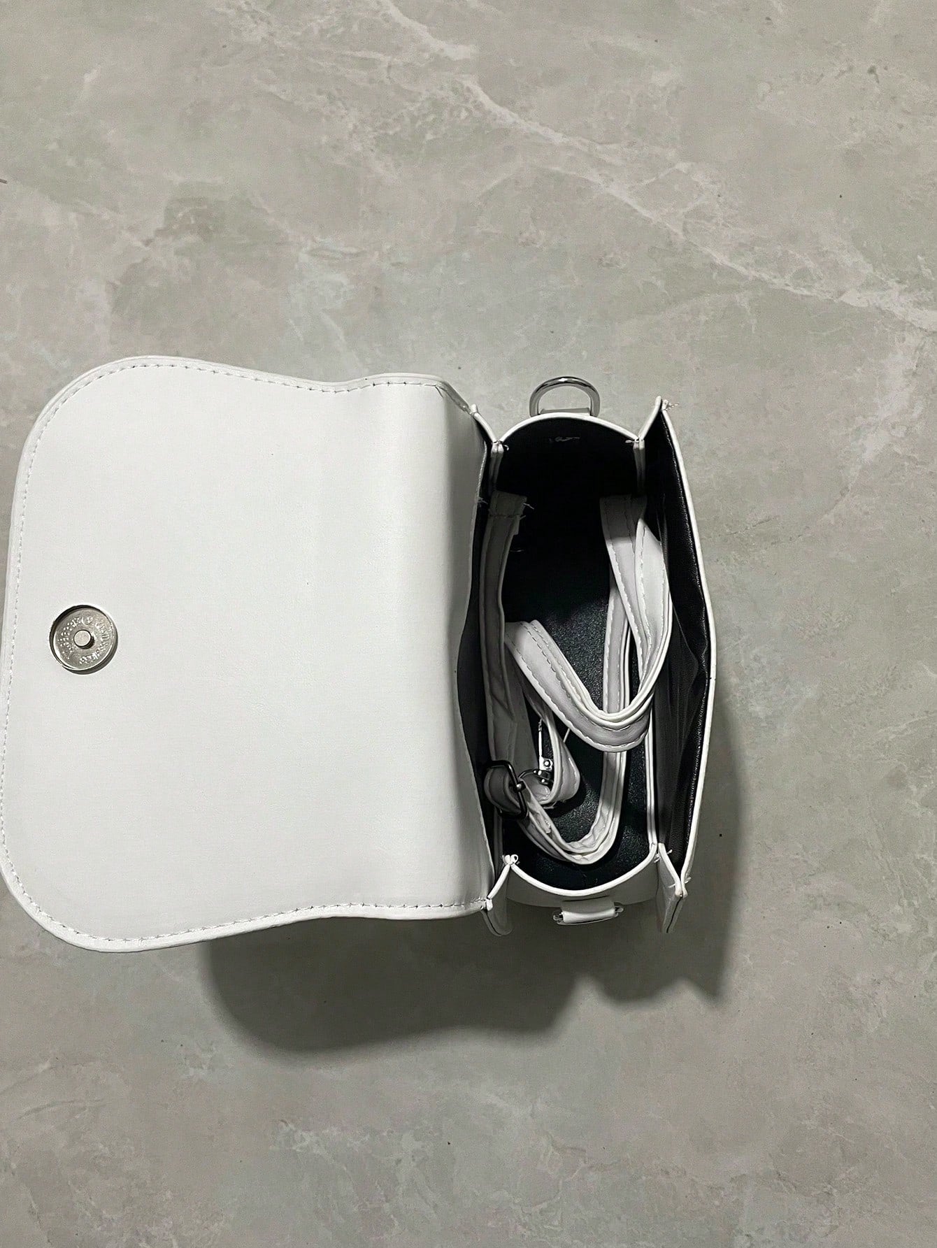 Simple Half-Circle Saddle Crossbody Bag