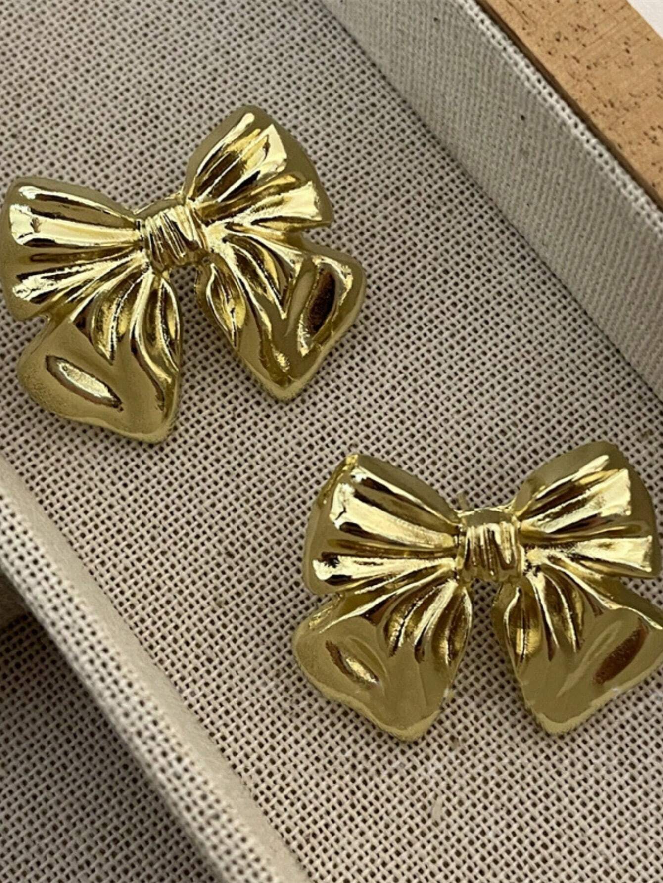 Vintage Metal Bow Earrings