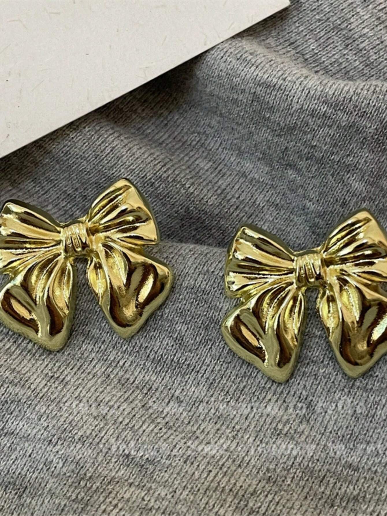 Vintage Metal Bow Earrings