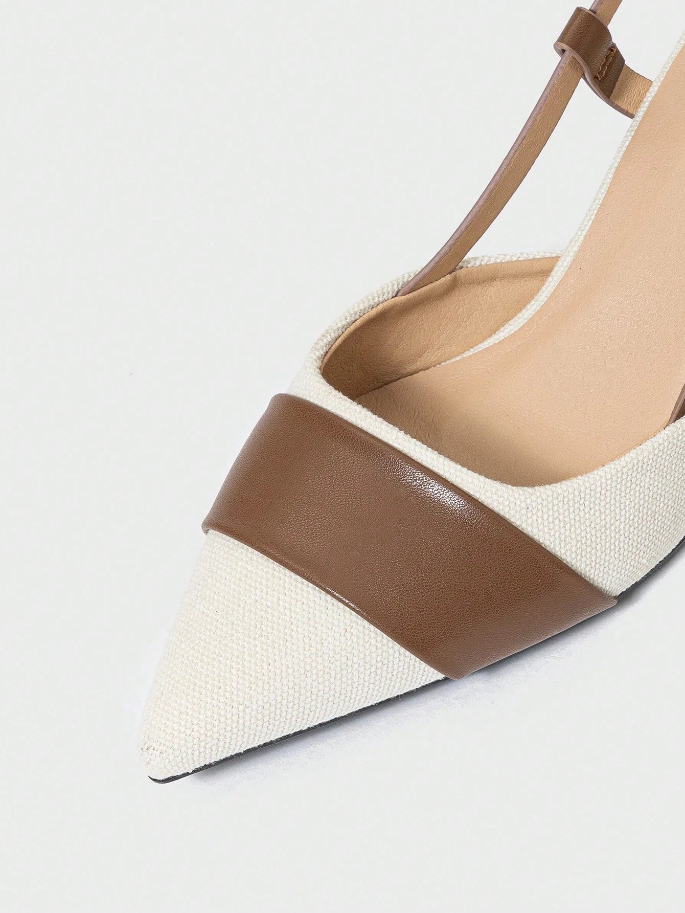 Pointed Closed Toe Two-Tone Thick Heel Pumps