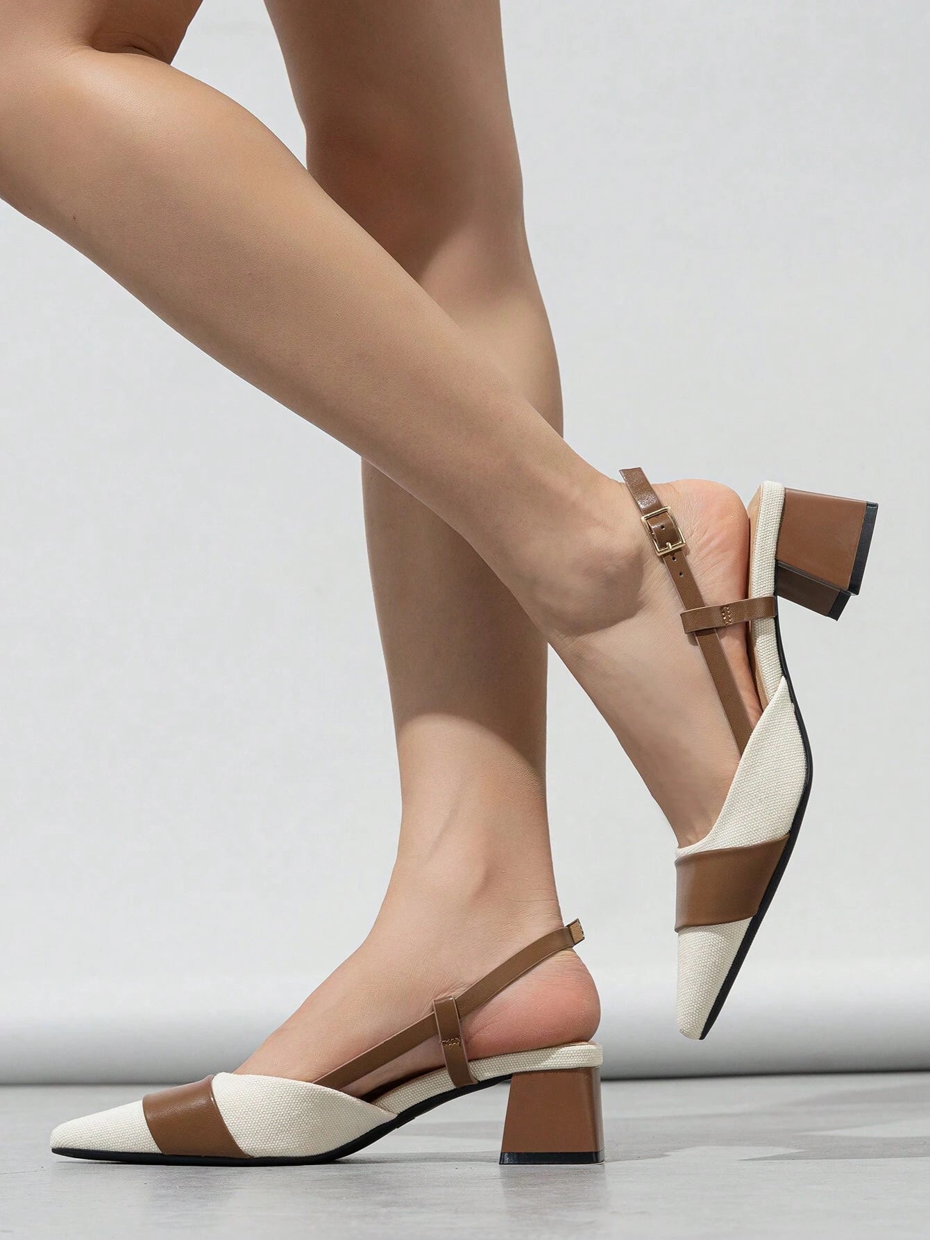 Pointed Closed Toe Two-Tone Thick Heel Pumps
