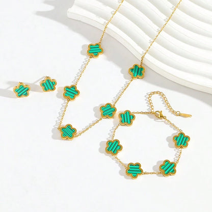 Clover Necklace Set