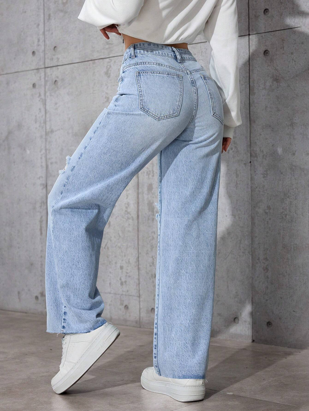 Casual Distressed Straight-Leg Jeans