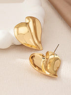 Minimalist Elegant Plain Heart Stud Earrings