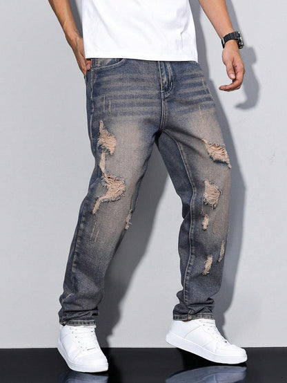 Men's distressed jeans 