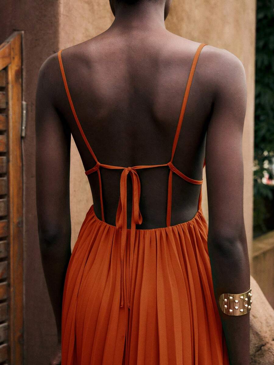 Minimalist Sleeveless Bohemian Dress