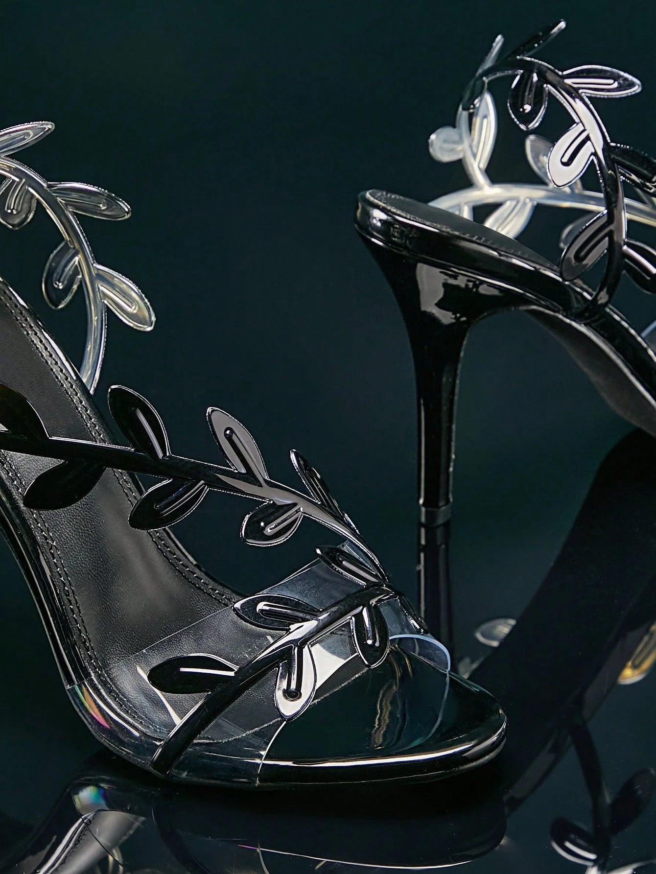 Refined Leaf Hollowed Out Stiletto Sandals