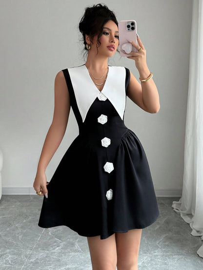 Contrast Floral V-Neck Sleeveless Dress