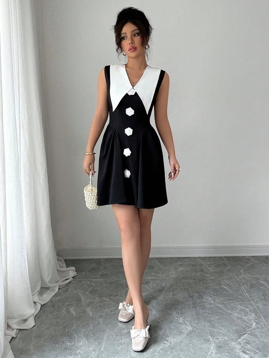 Contrast Floral V-Neck Sleeveless Dress