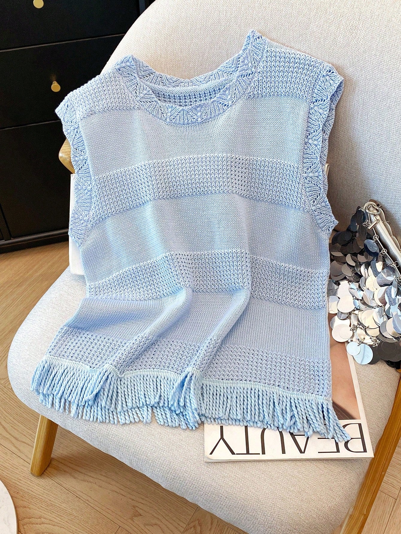 Textured Patchwork Shell Trim Fringed Hem Knit Tank Top