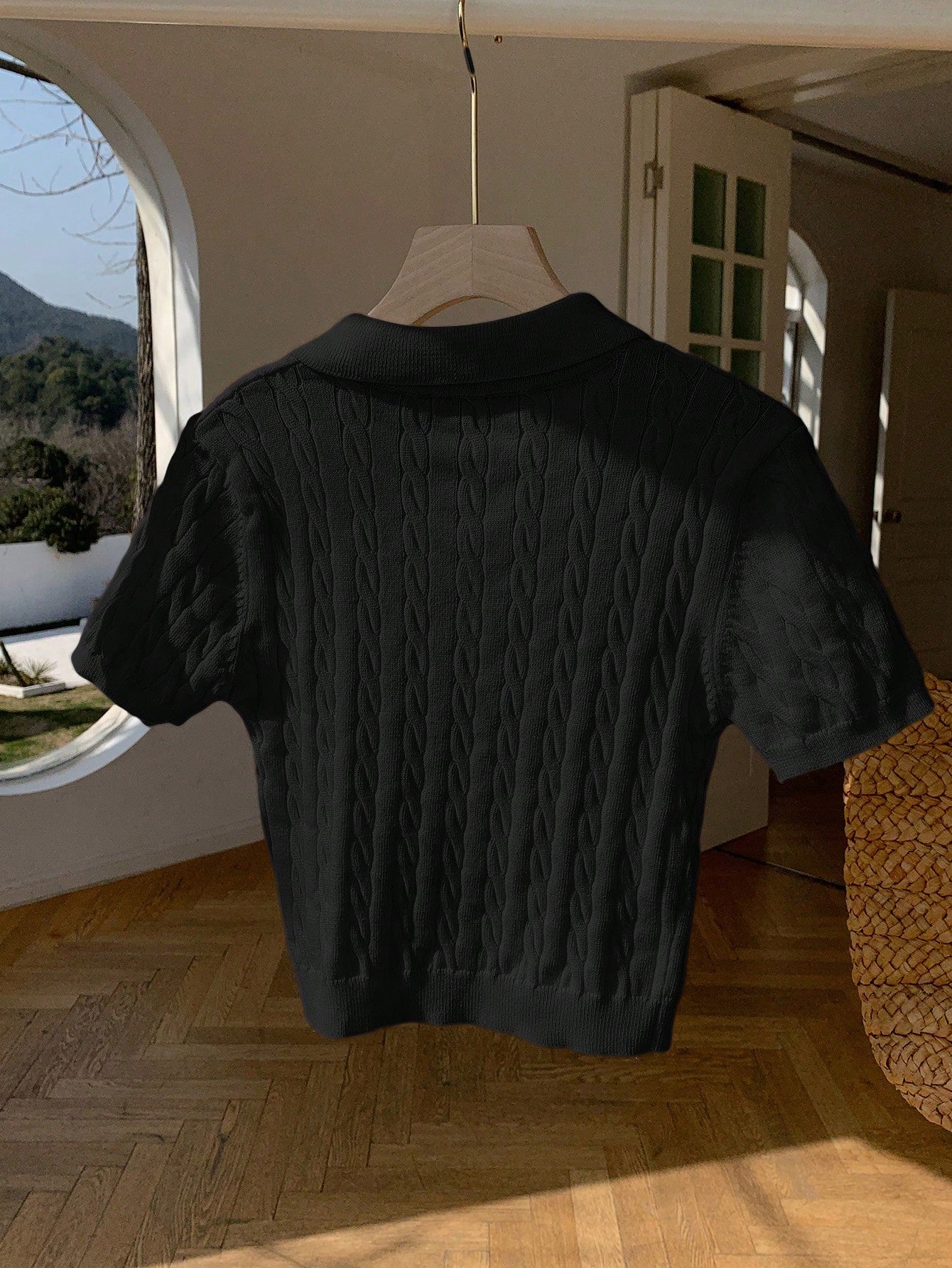 Casual Embroidery Detail Short Sleeve Knit Top