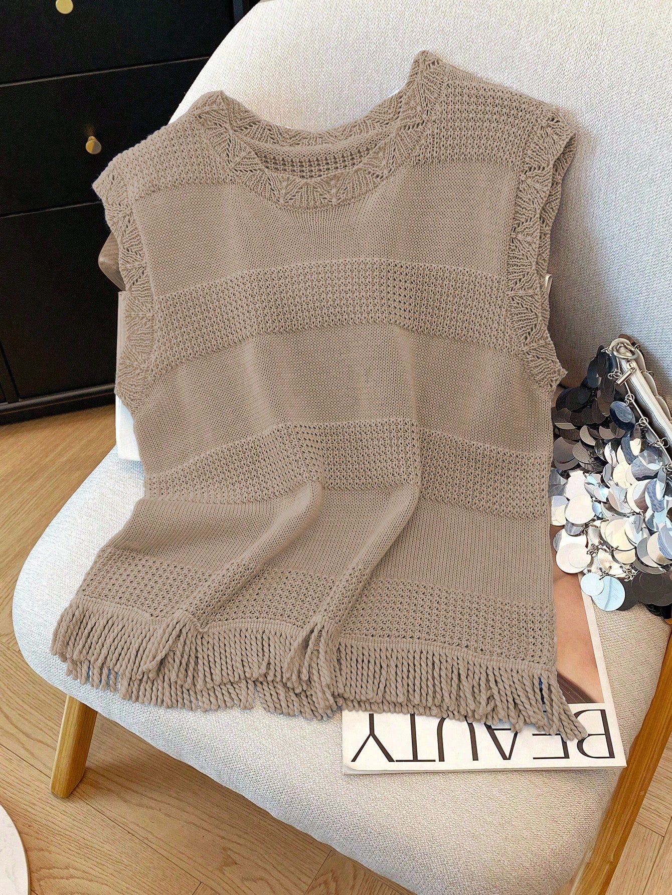 Textured Patchwork Shell Trim Fringed Hem Knit Tank Top