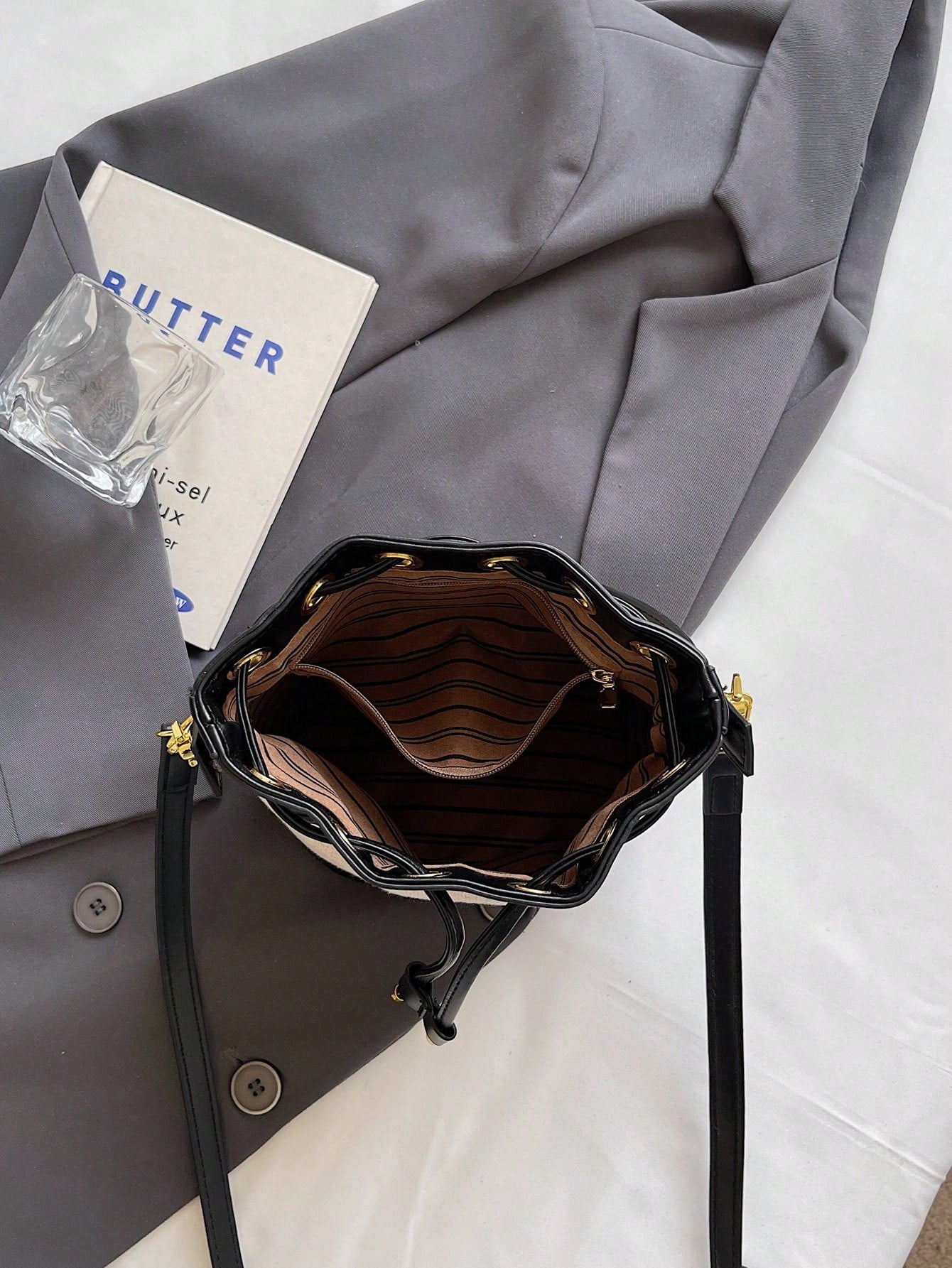 Bucket Straw Woven Shoulder Bag