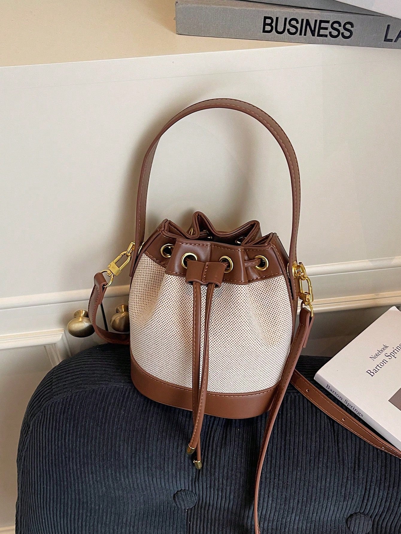 Bucket Straw Woven Shoulder Bag