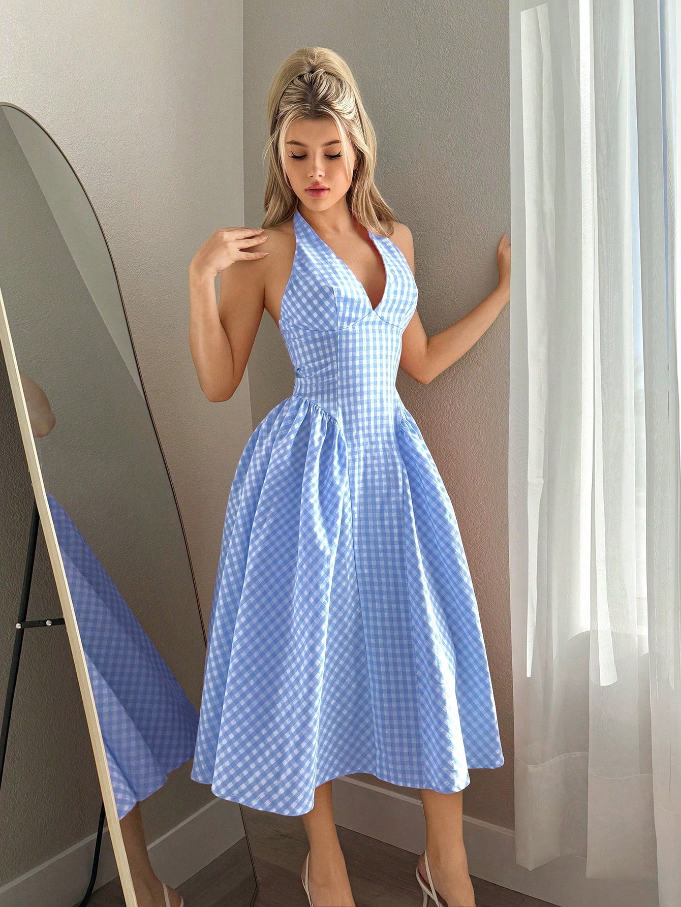 Halter Neck Sleeveless Long Hem Dress