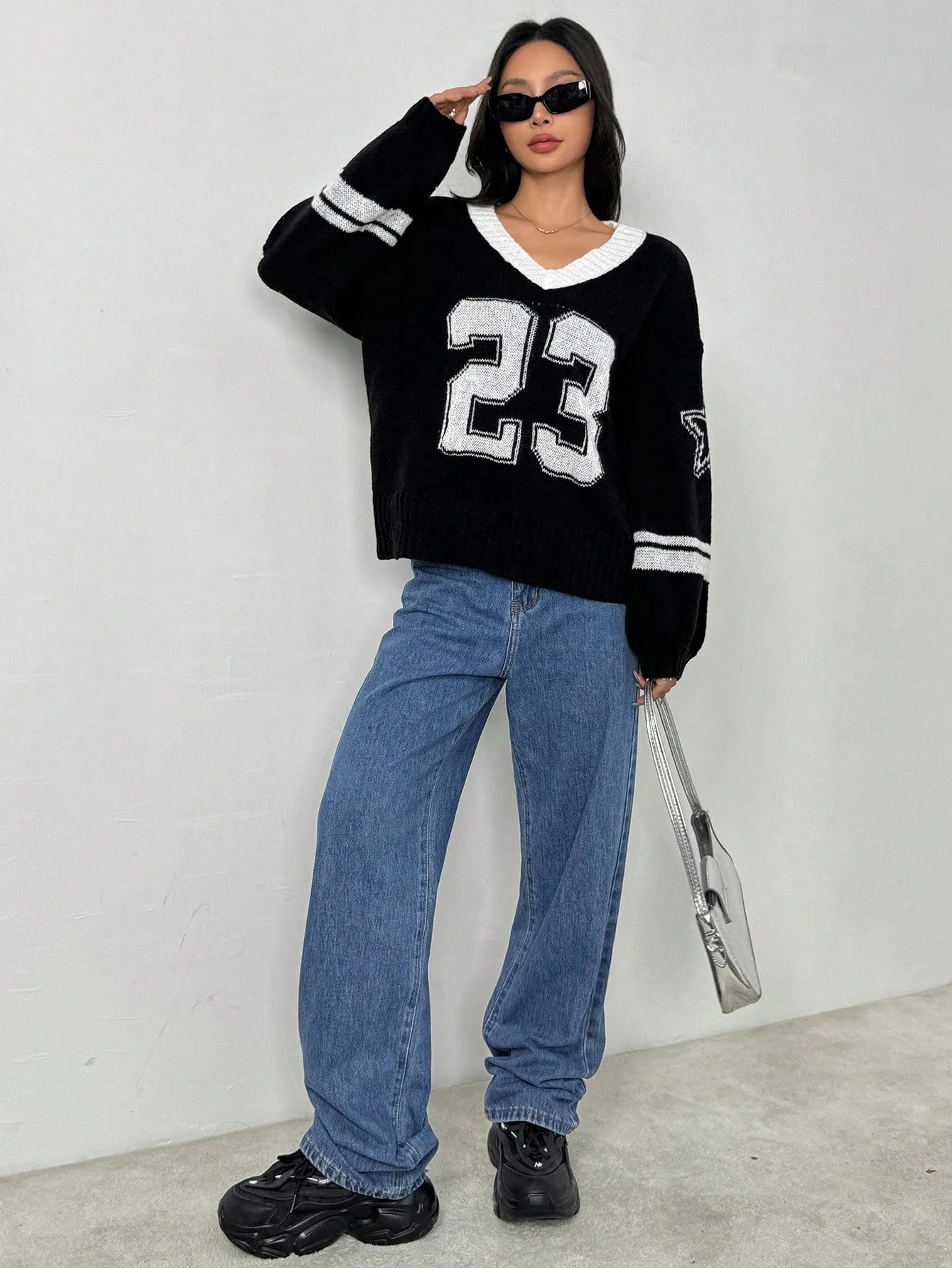 23 Jersey Sweater