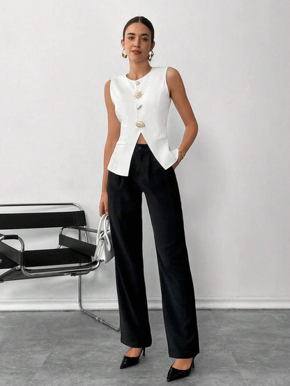 Round Neck Sleeveless Metal Buckle Vest