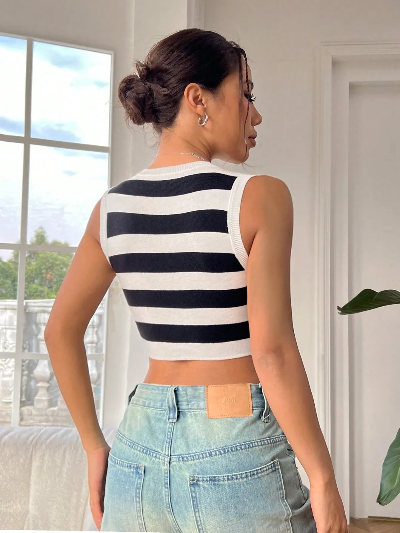 Striped Sleeveless Knit Top