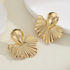 Pleated Shell Lotus Leaf Earring