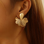 Pleated Shell Lotus Leaf Earring
