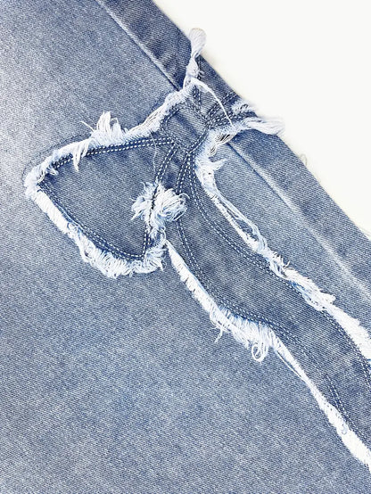 Embroidered Bow Detail Straight-Leg Jeans